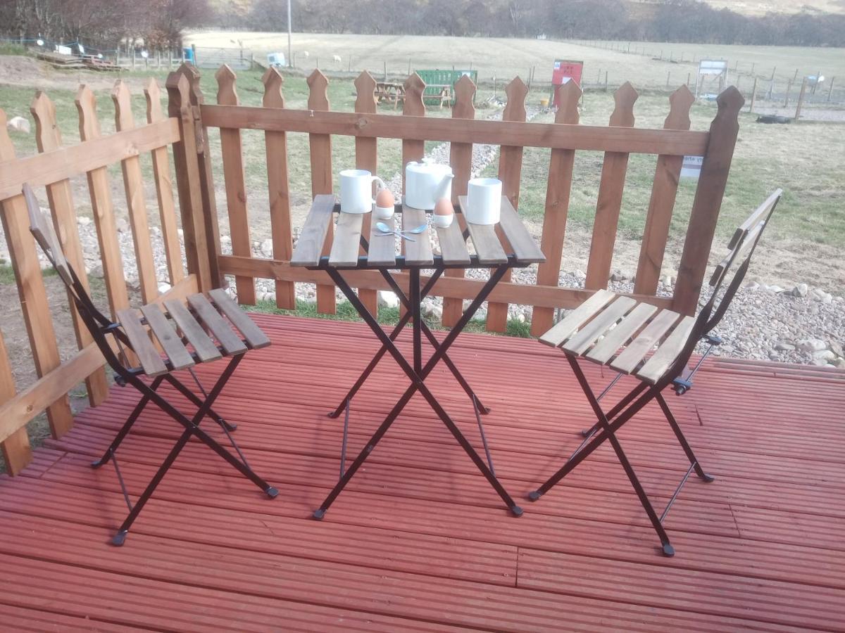 Hotel Wee Hoose Glamping 3 Kinbrace Esterno foto